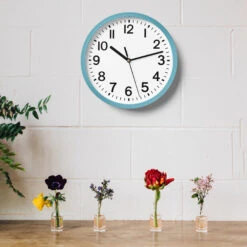 Heimdekorations Geschäft 17 Heimdekorations Geschäft -Heimdekorations Geschäft amare zifferblatt weiss mit arabischen schwarzen ziffern batteriebetrieben in blau 1